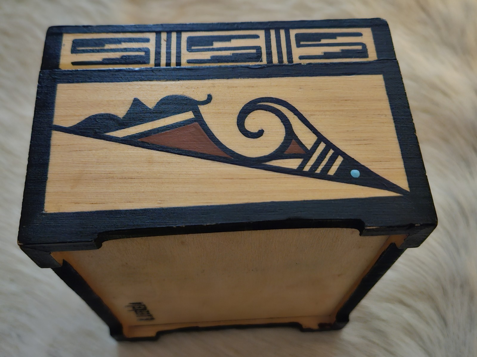 Native American Wood Keepsake Box by K. Leekela, Zuni Pueblo 6x5x3.5