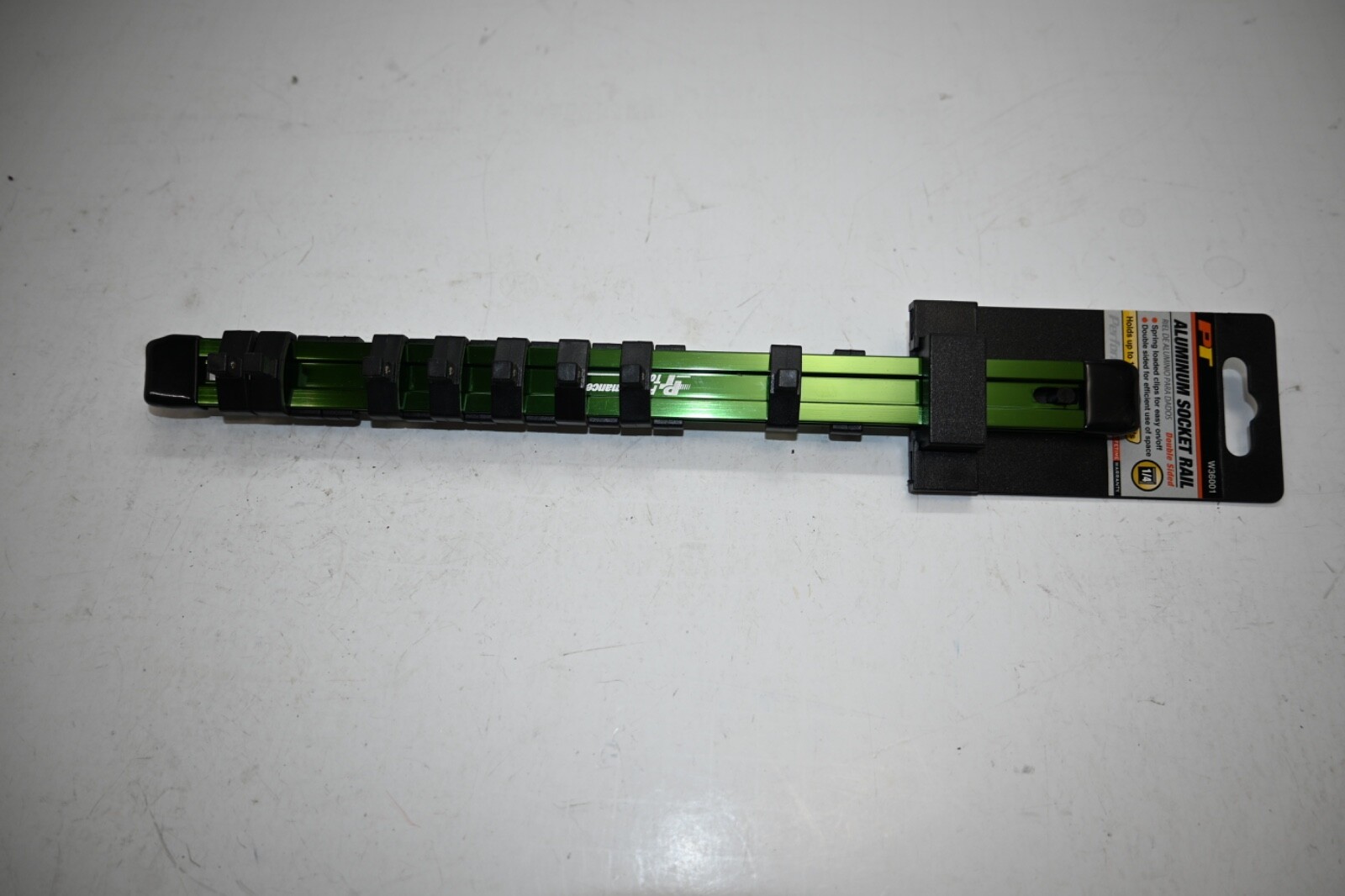 Performance Tool 1/4" Drive Aluminum Socket Rail holds 18 Sockets Rail