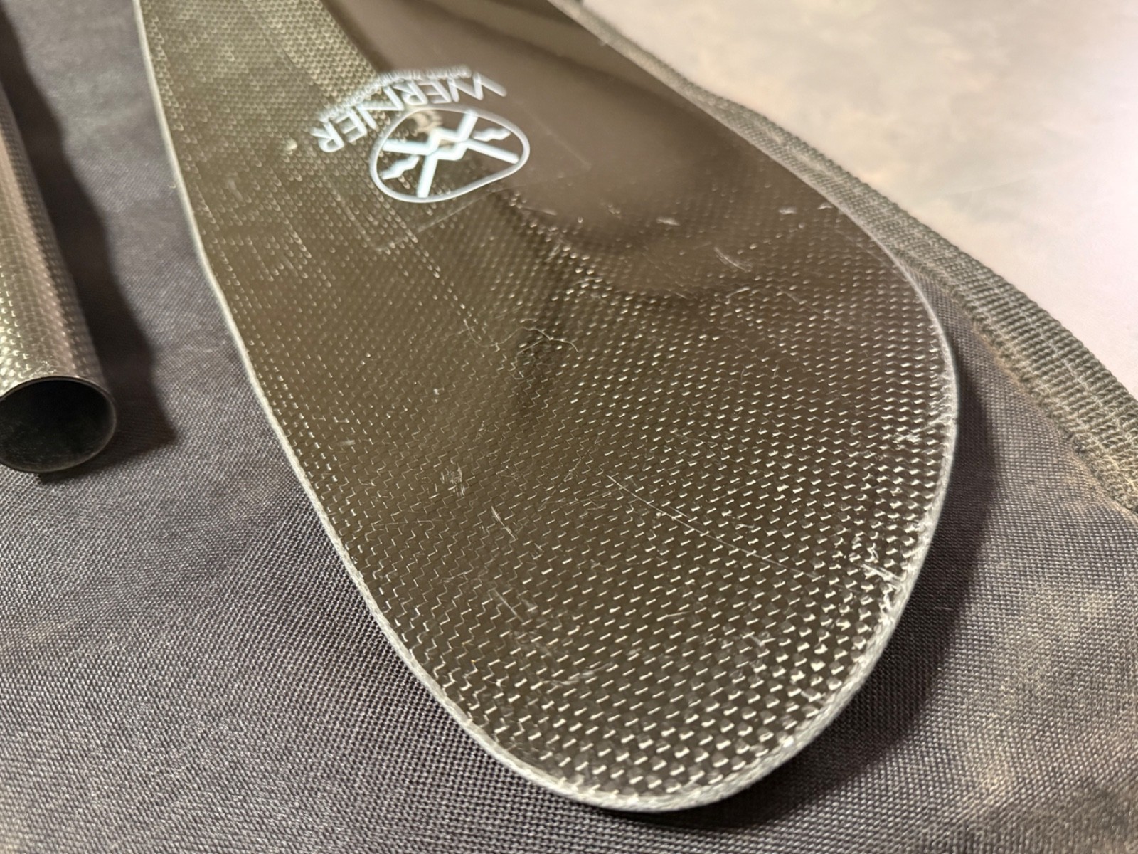 Werner Kalliste 2 Piece Straight Shaft Kayak Paddle - Carbon - Includes Case