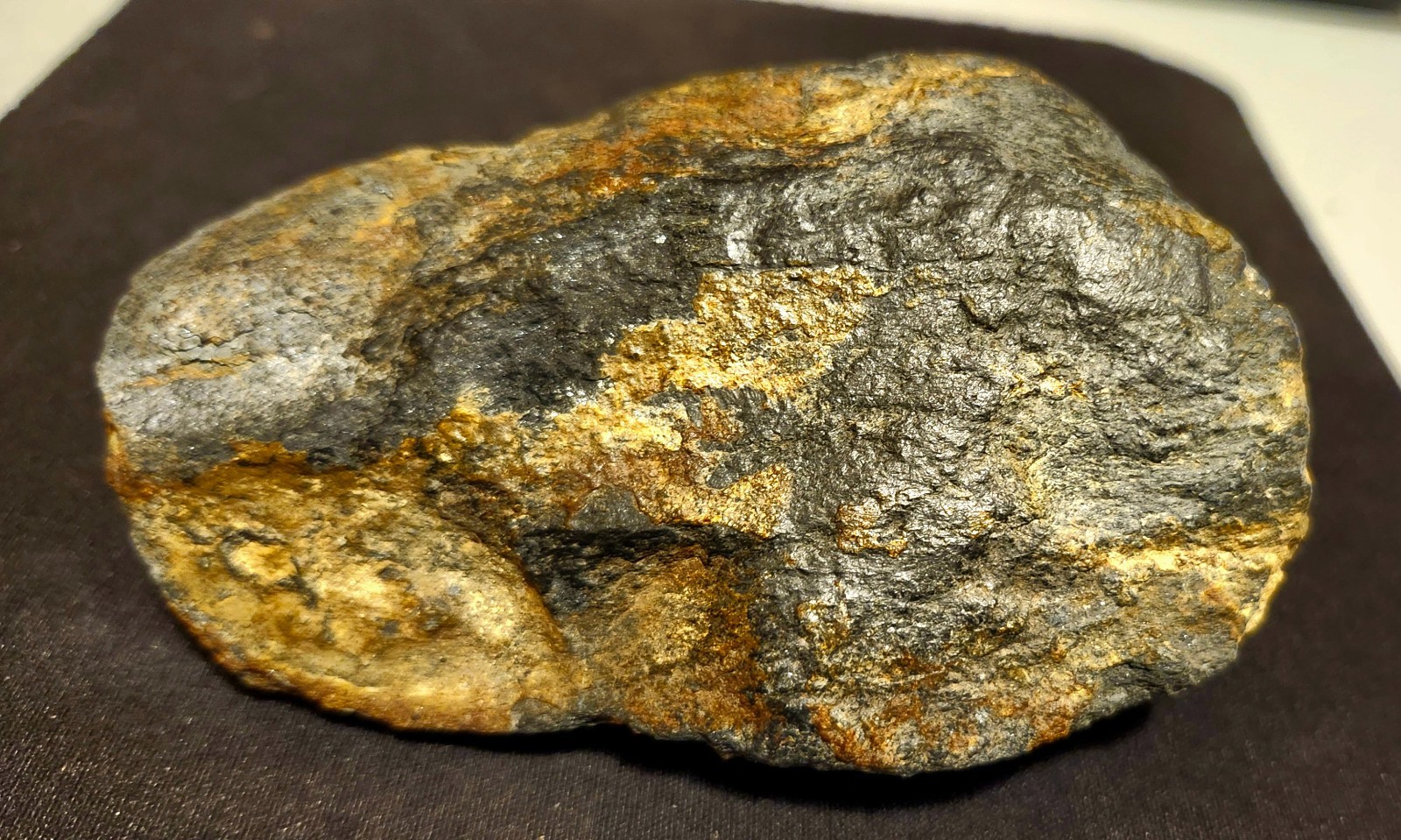 Gold and Platinum Mineral Specimen/ Black Hills South Dakota