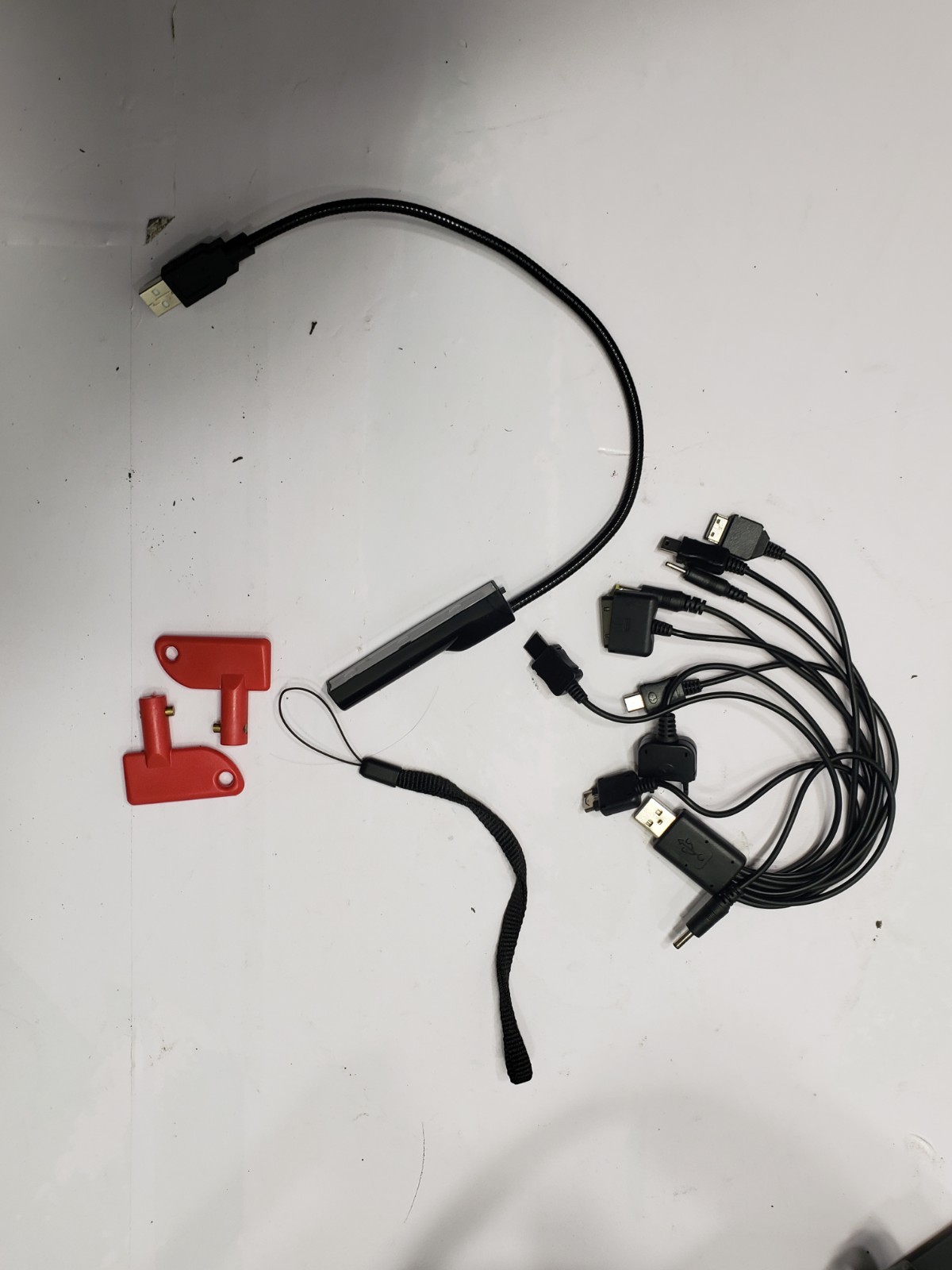 Fuel-Less Generator by Humless Lion Energy 50W Solar Panel Power Connector