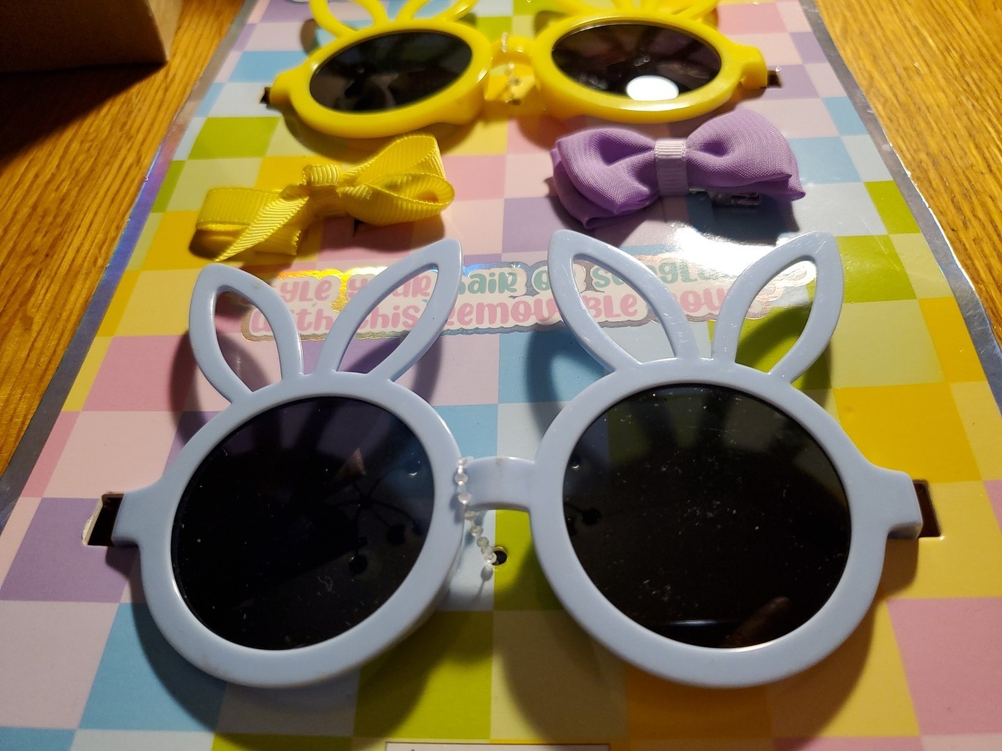 Hoppy Easter Girl's Bunny Rabbit 🐇 Novelty Sunglasses with Clip-on Hair Bows