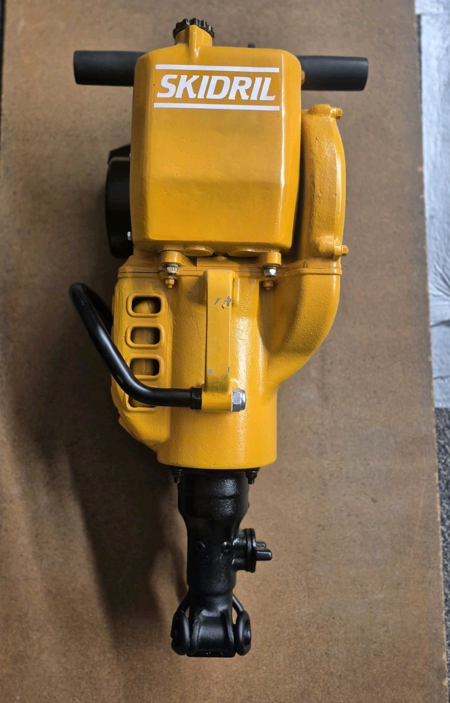 NOS SKIDRIL 180 GAS 4 STROKE BREAKER/DRILLING/PAVING HAMMER W ATTACHMENTS (W3)