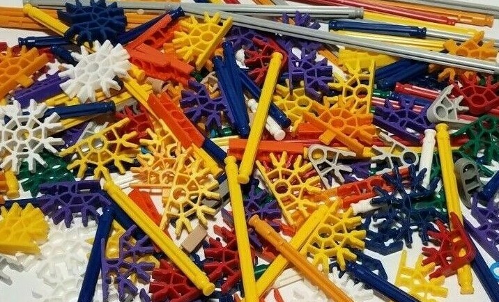 500 KNEX Rods & Connectors Mix w/4 Wheels Standard Classic Parts Random K'NEX