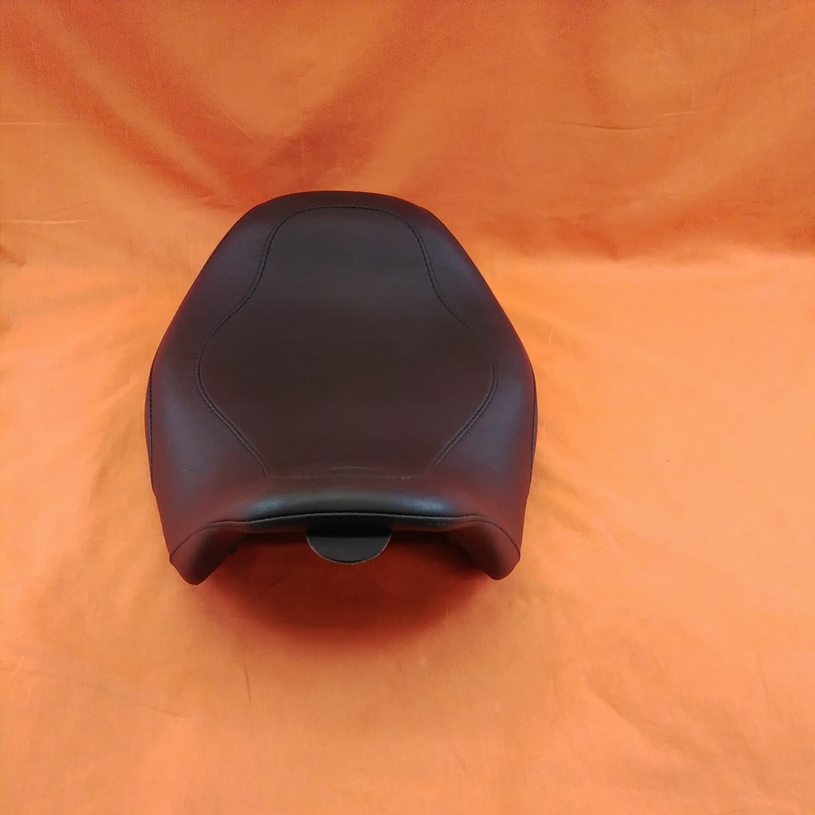 MUSTANG WIDE TRIPPER SOLO SEAT FOR HARLEY-DAVIDSON TOURING 76692