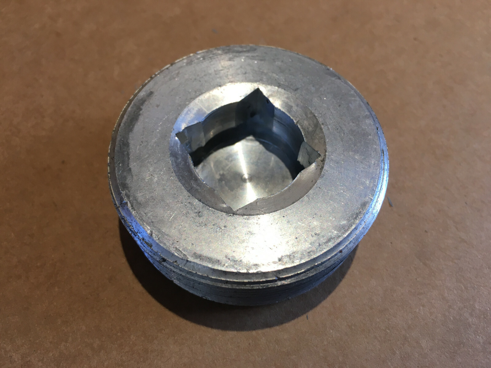 APPLETON PLG-200A 2" ALUMINUM RECESSED PLUG, THREADED, CONDUIT