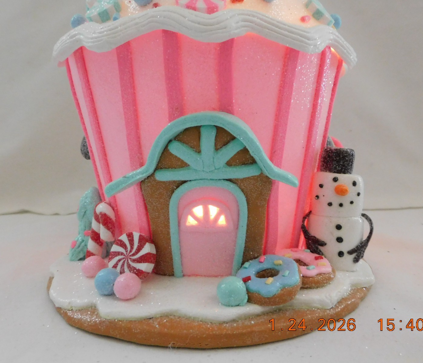 New 2025 Trimsetter Gingerbread Light Up LED "Round Pink House" 9.5"T x 7.5"