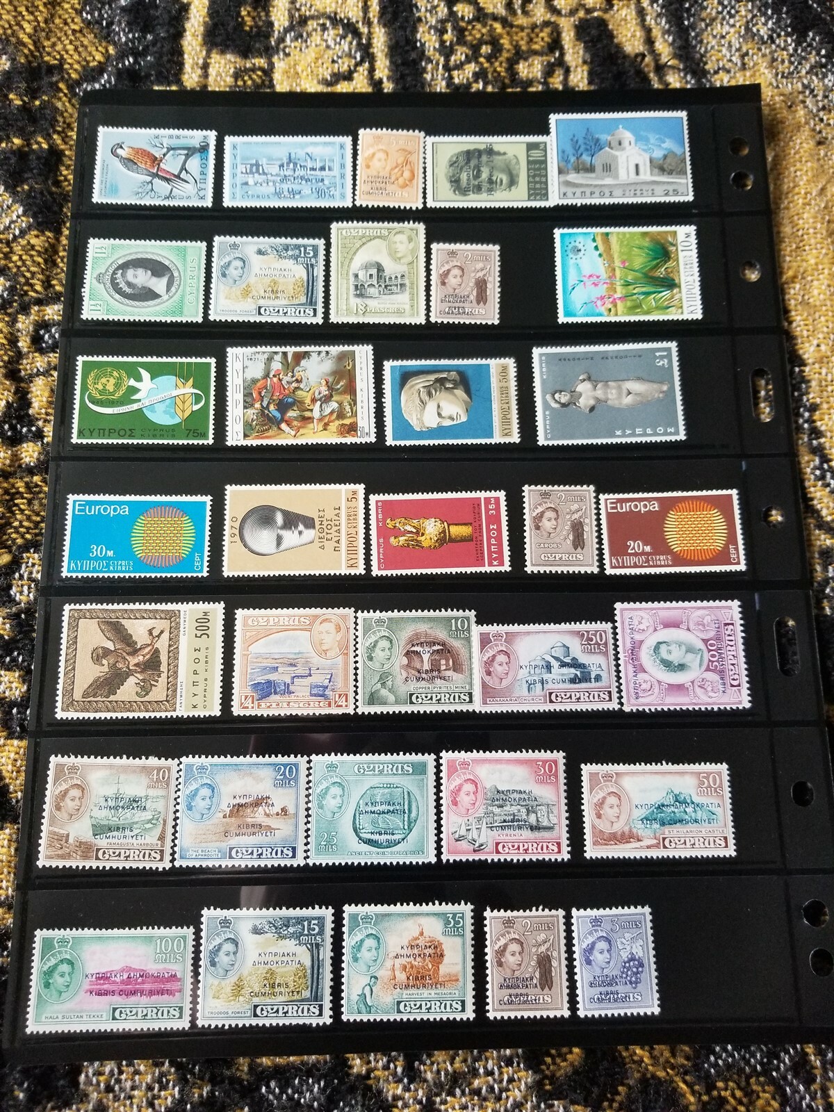 British Colonies Cyprus - Stamp Collection - MH - 2 Scans - Z66 Tariff Incl