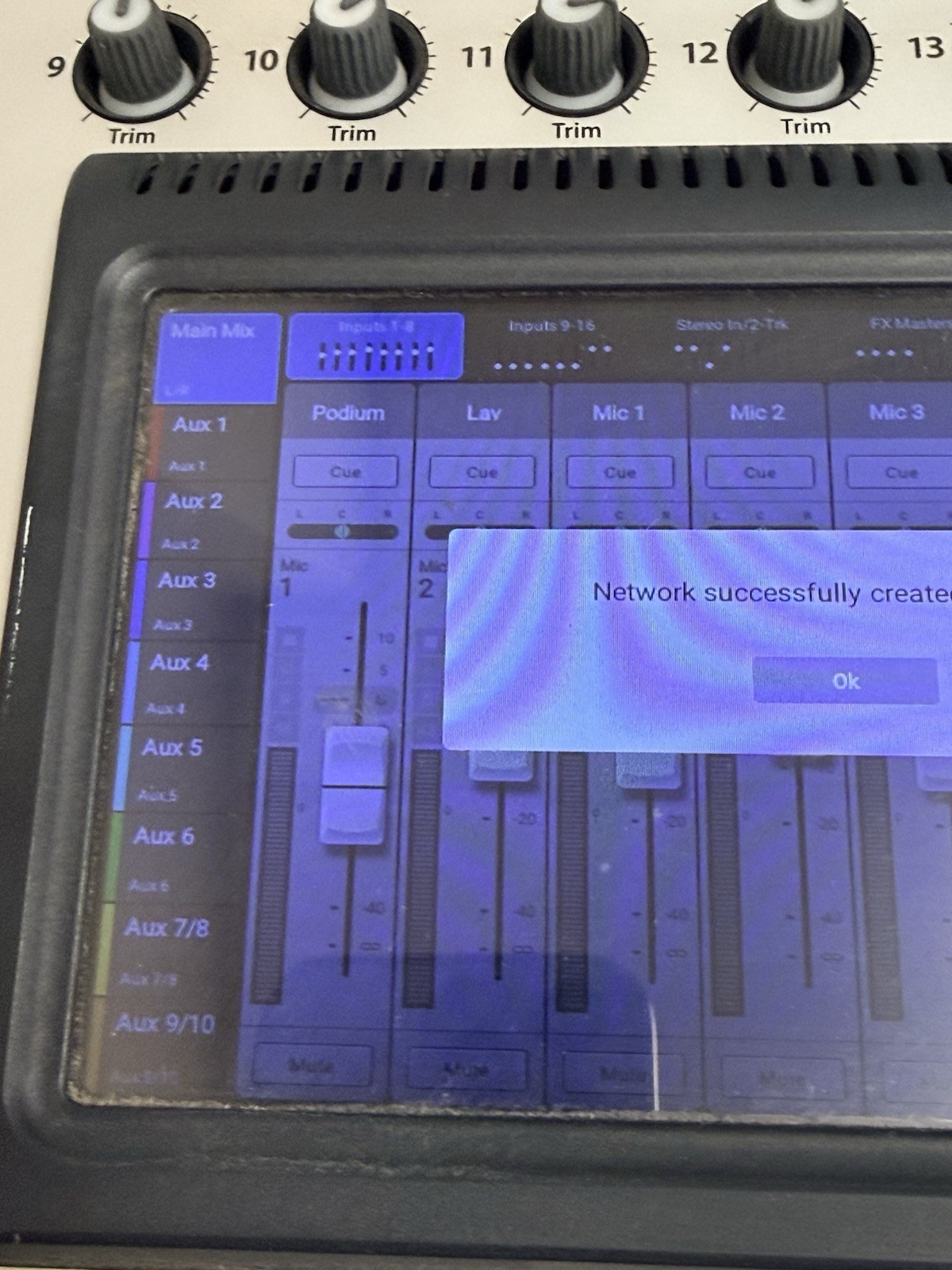 QSC TouchMix-16 Touch Screen Compact Digital Mixer PSU & Case READ DESCRIPTION