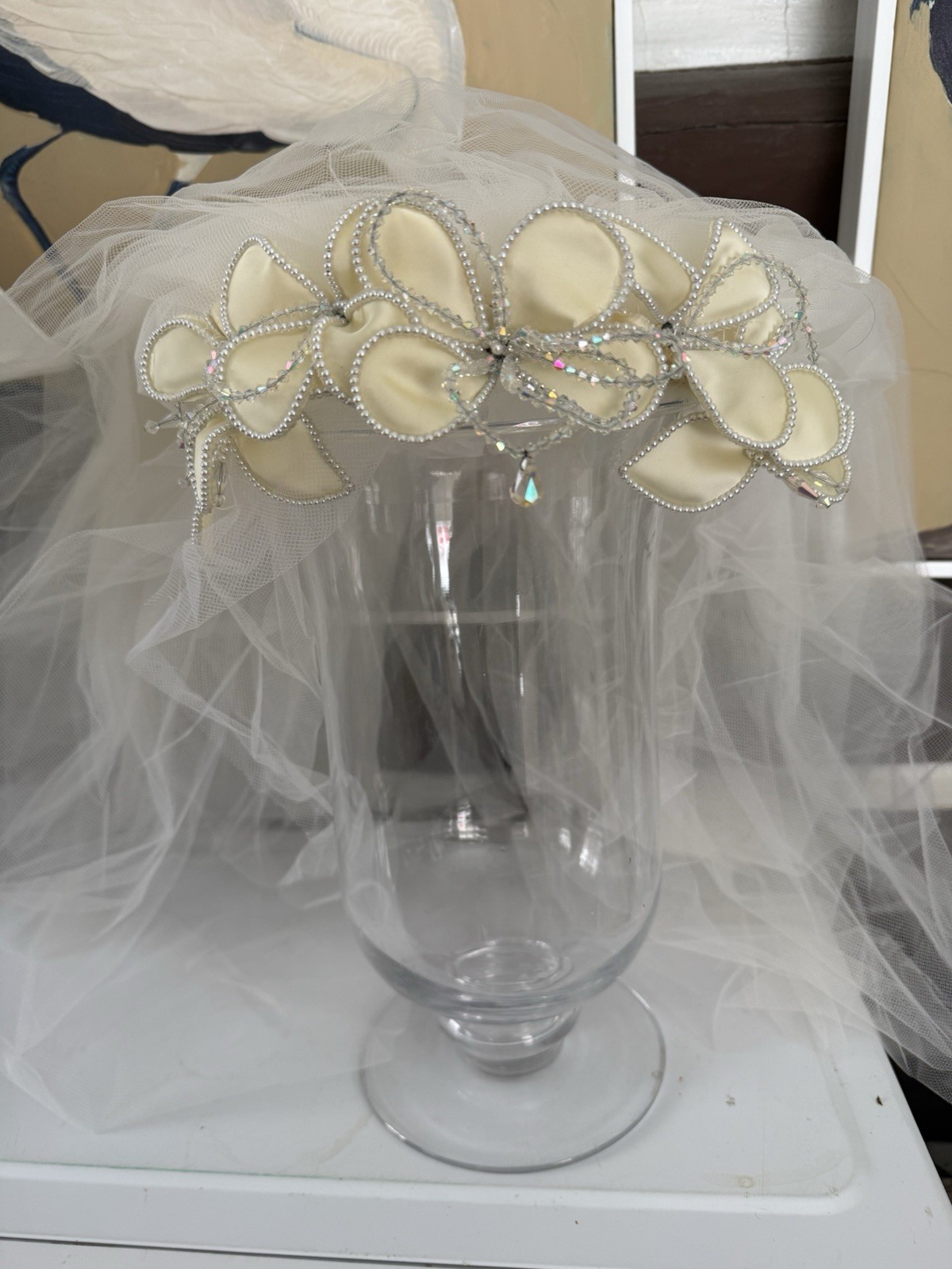 Stunning Crystal Silk Flowers Headpiece Wedding Veil Ivory