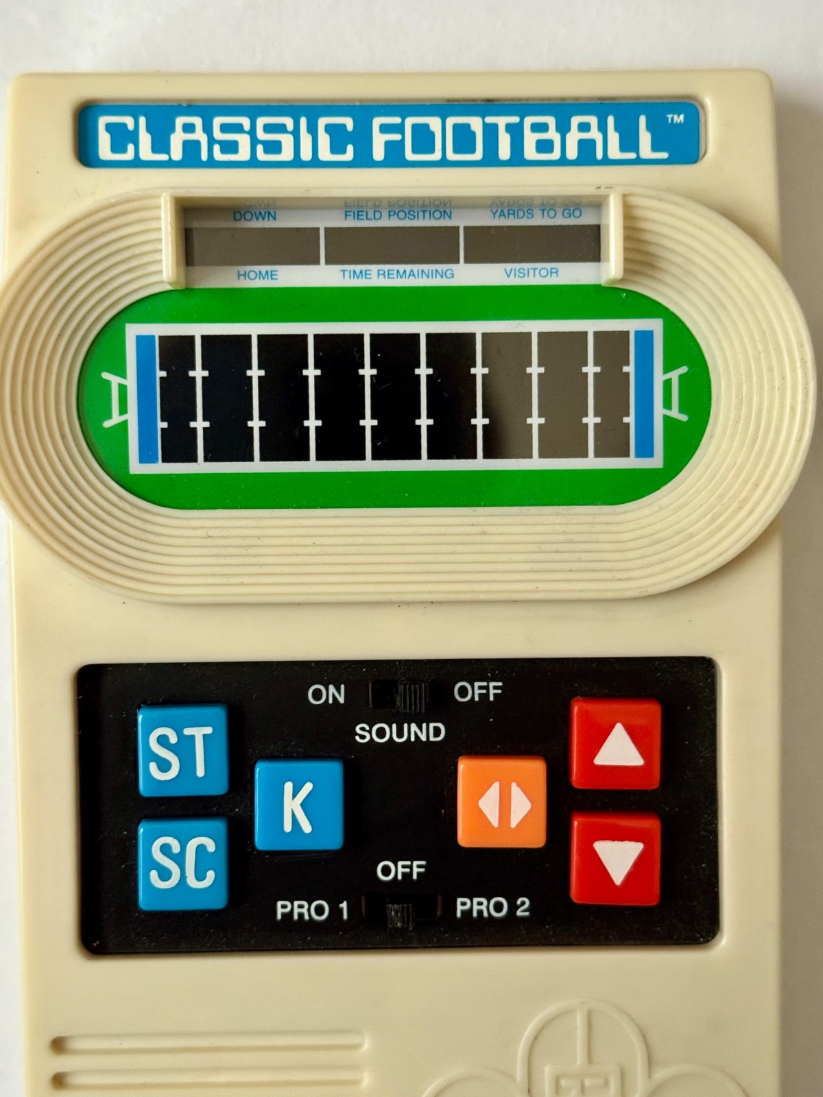 MATTEL Classic Football - Year 200 - GOOD WORKING ORDER! Vintage Football Game