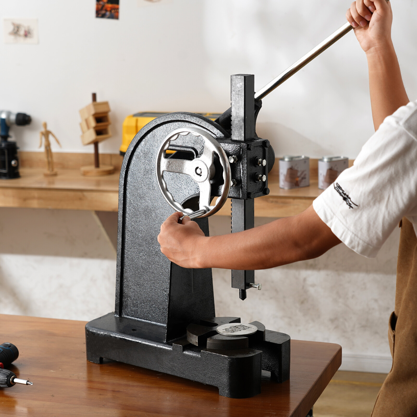 VEVOR Ratchet Type Arbor Press 3 Ton Manual Leverage Arbor Press with Handwheel