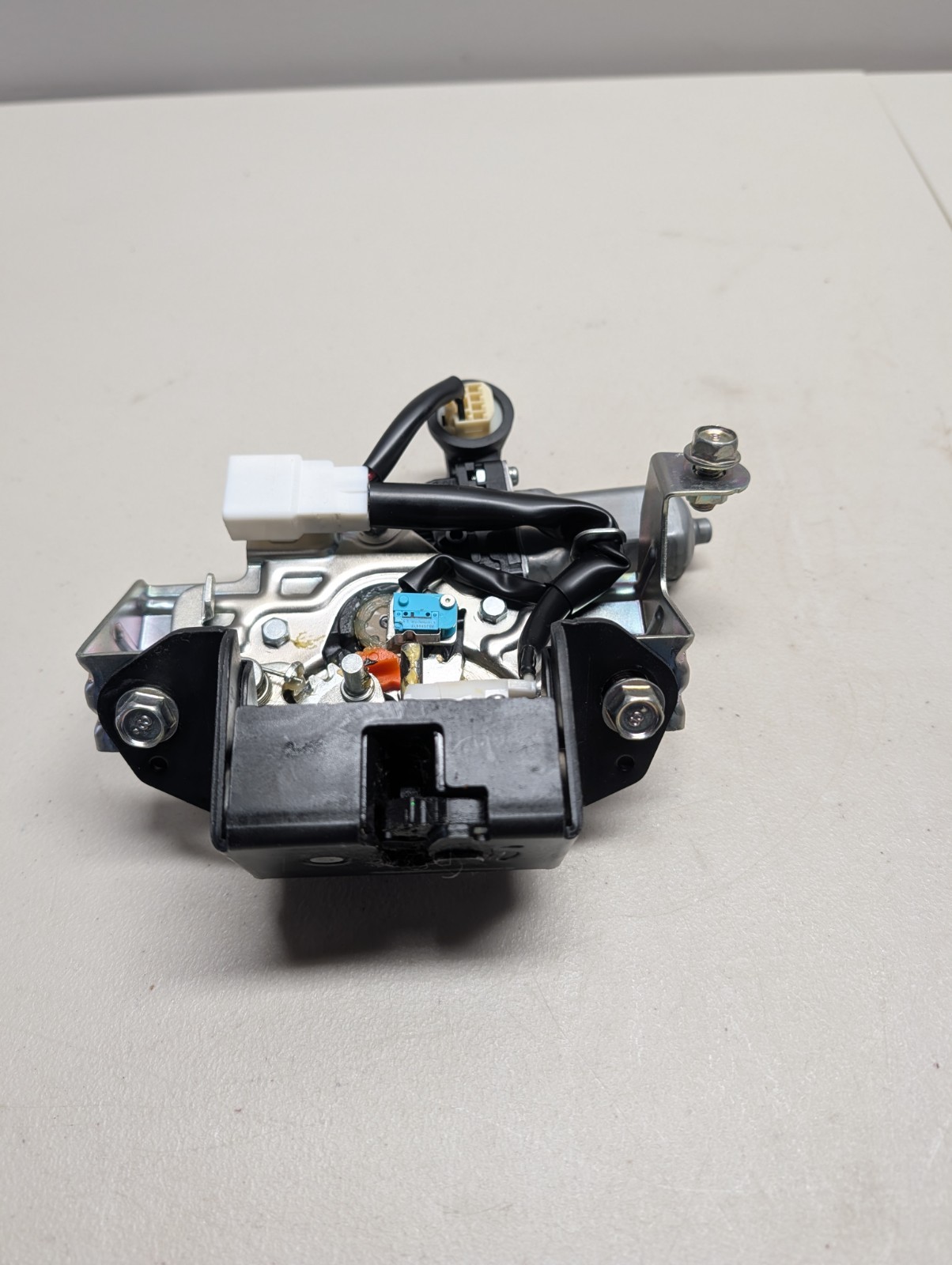 SUBARU FORESTER Liftgate Tailgate Trunk Lock Latch Motor OEM 2014 - 2018 *