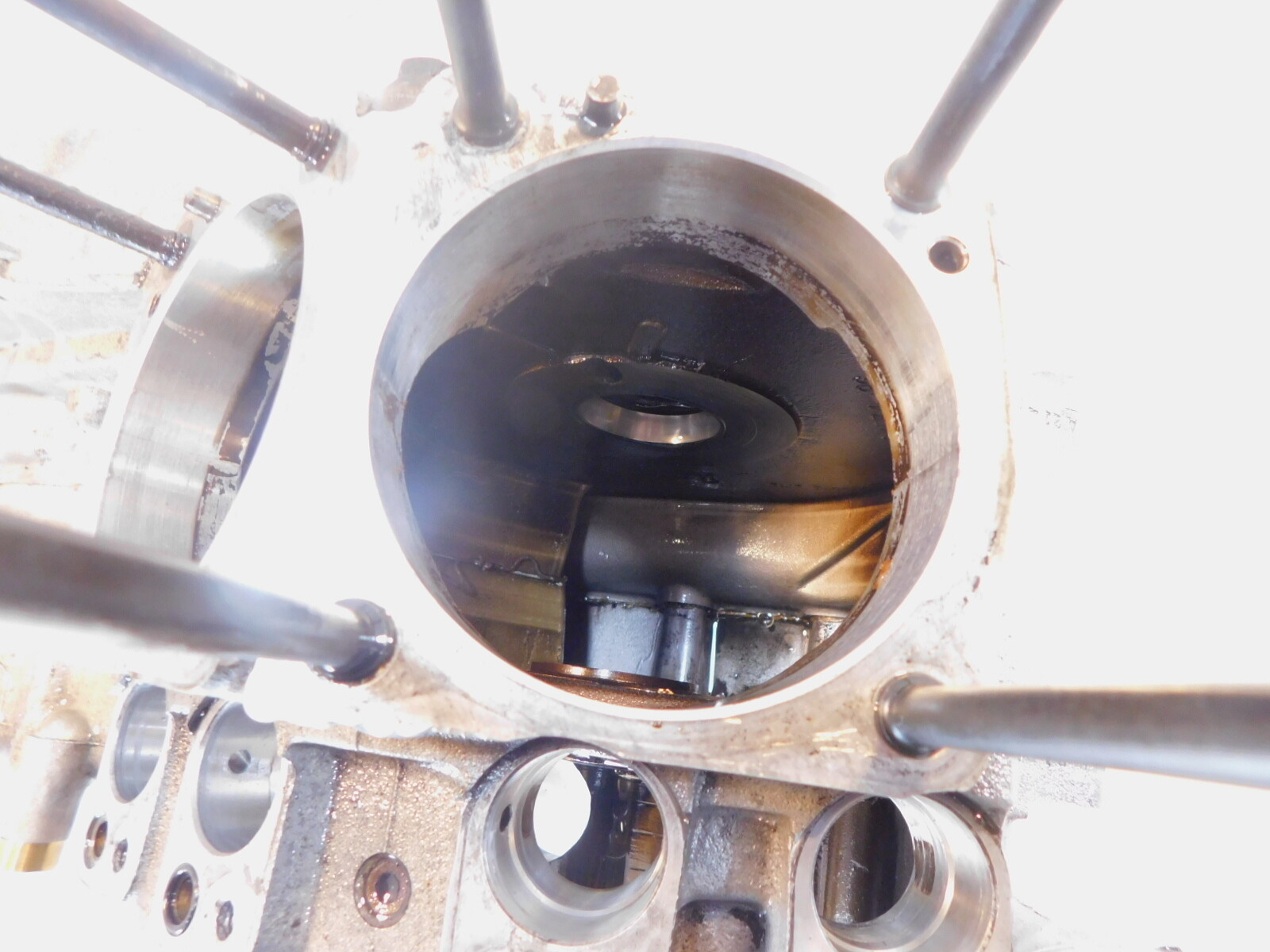 Harley Davidson Sportster 883 & 1200 Silver Crankcase Cases Engine Block