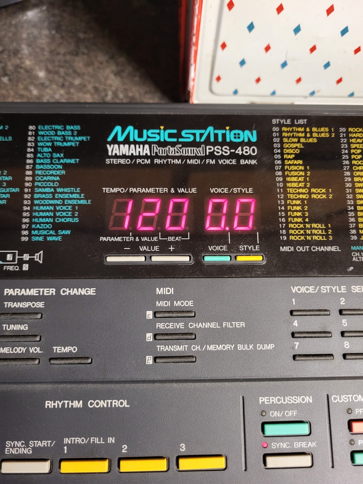 Yamaha PortaSound PSS-480 Digital Synthesizer Keyboard + Box Manual WORKS Clean