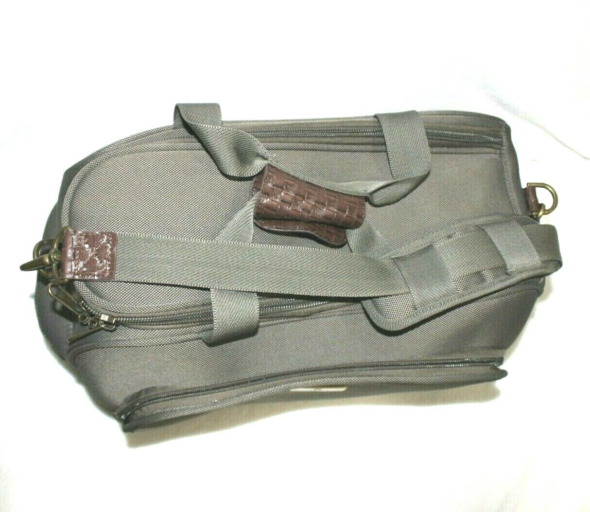 Tommy Bahama Essentials Gadget Travel Bag Tan 17 x 10 x 7 in.