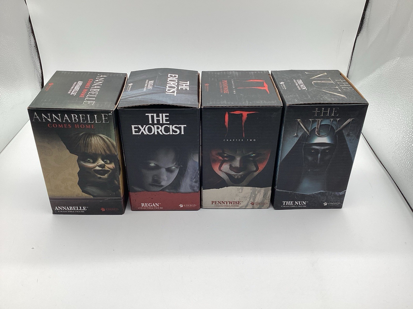 Enesco Horror Collectible Figure Set (4) Annabelle Exorcist Pennywise The Nun