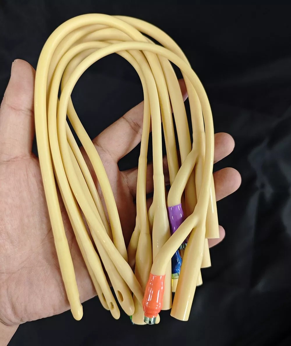 Medical Disposable 2 Way Silicone Urinary Catheter For 12/14/16/18/20/22/24Fr