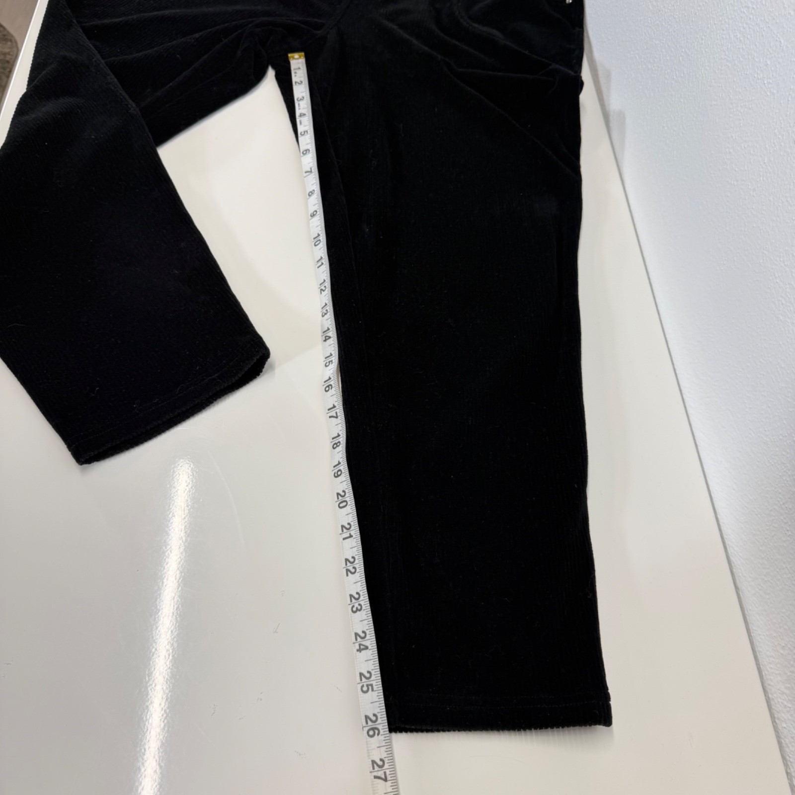 Quacker Factory Classic Soft Corduroy Pull On Stretch Black Pocket Pants L