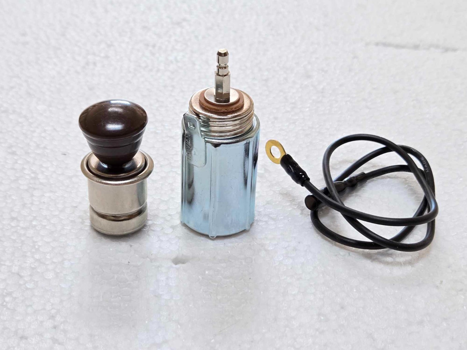 1940 Chevy Car Cigarette Lighter Socket Plug w coffee Brown Knob