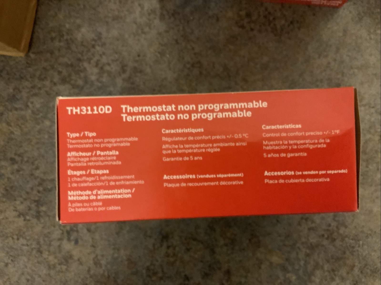 Honeywell PRO 3000 TH3210D1008 Non-Programmable Thermostat- NEW