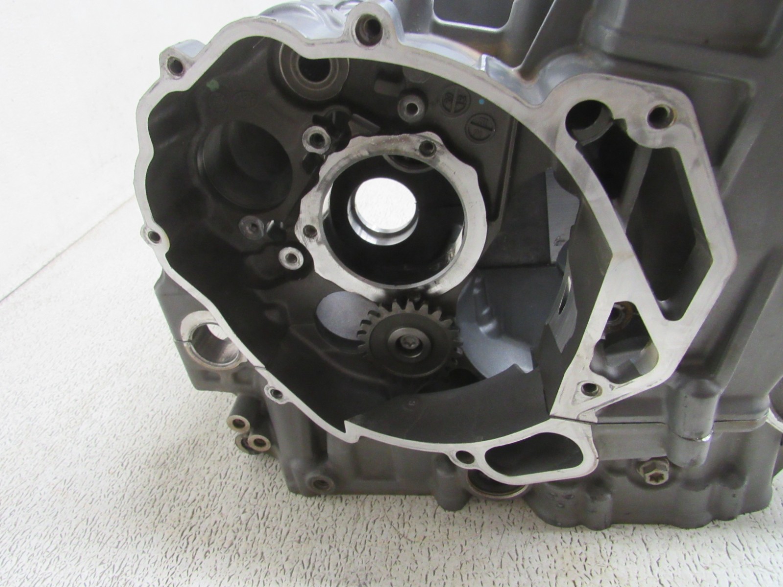 21 KTM 890 ADVENTURE R CASES ENGINE CRANK CASE CYLINDERS STOCK OEM #2361