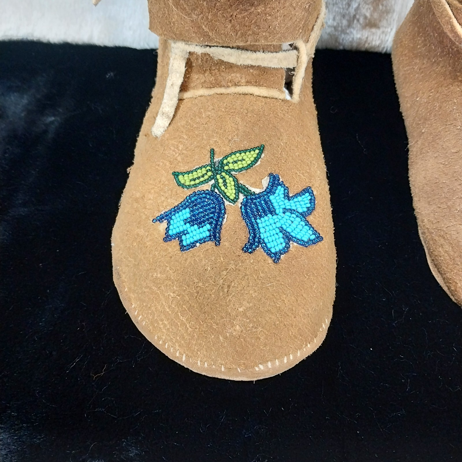 NATIVE AMERICAN BEADED MOCCASINS, MIDCALF HEIGHT, Women's Size 7 MADE IN THE USA