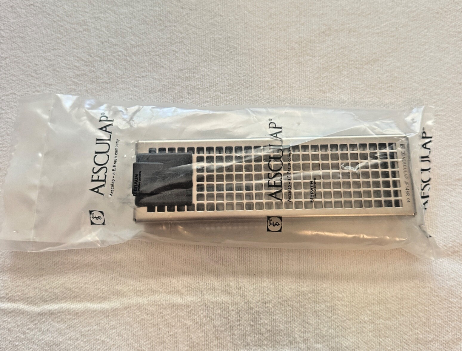 Aesculap JF148R Micro Instrument Tray with Lid 3/4 X 1 X 5-3/4 Inch New In Bag