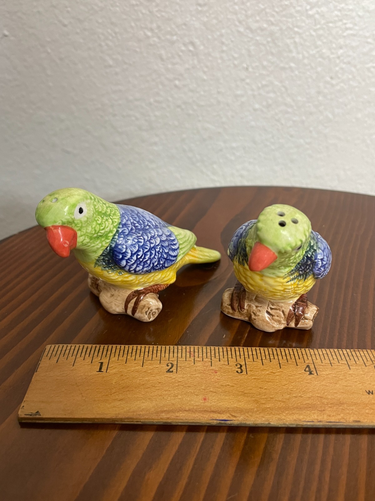 VINTAGE SALT & PEPPER SHAKERS MAKE A LOT GRANNYCORE $6 FLAT RATE SHIPPING