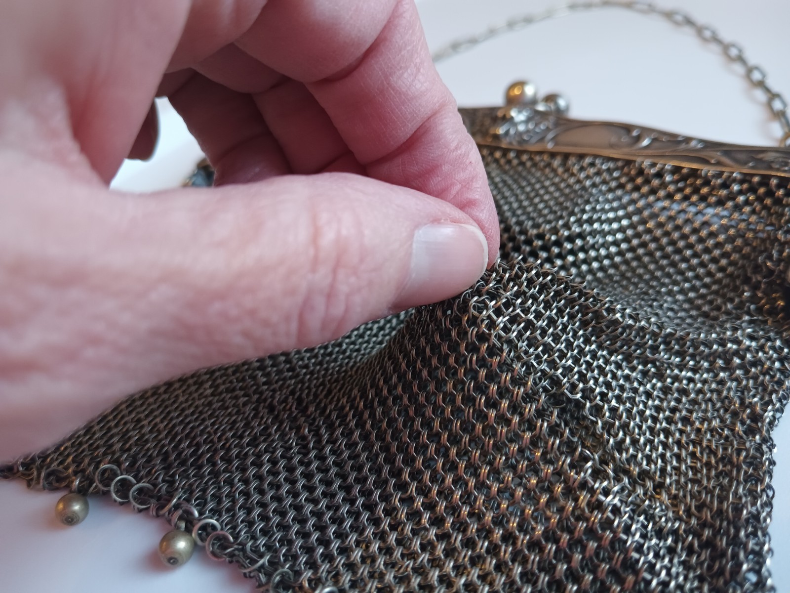 Antique Silver Plated Ornate Lion Mesh Hand Bag Purse W/ Change Holder