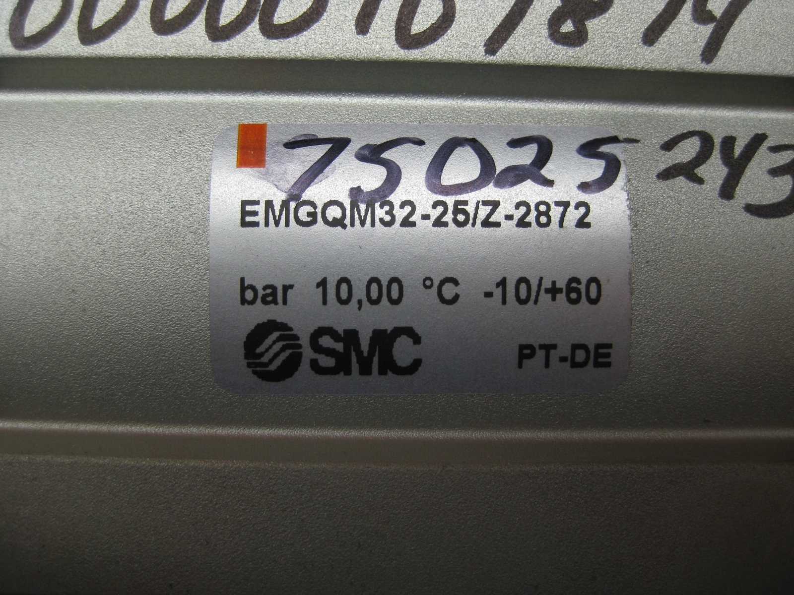 SMC EMGQM32-25 CYLINDER NSNP