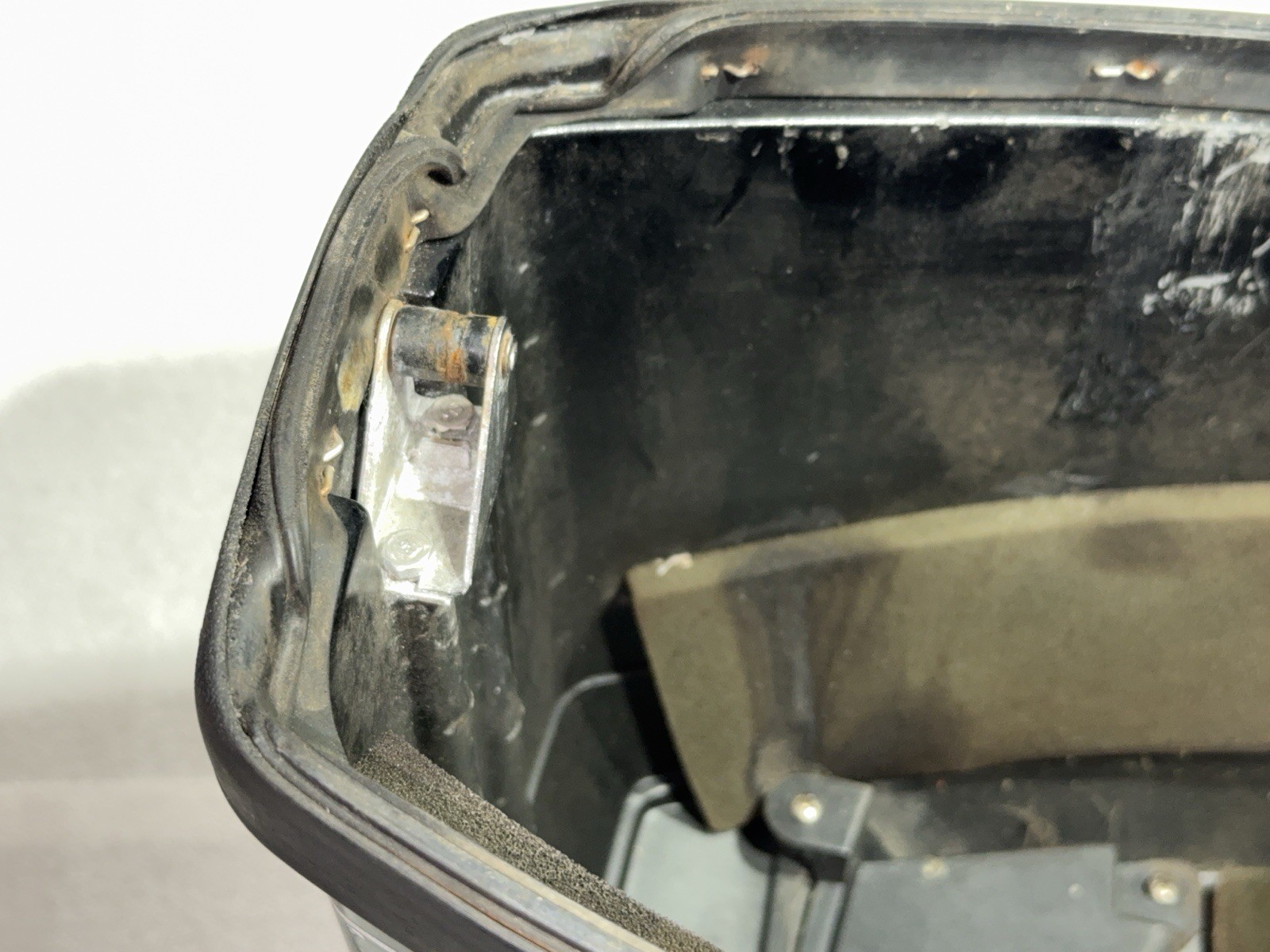 Mercury Mariner 9163T19 Top Cowl Engine Cover Hood 20hp 25hp Outboard