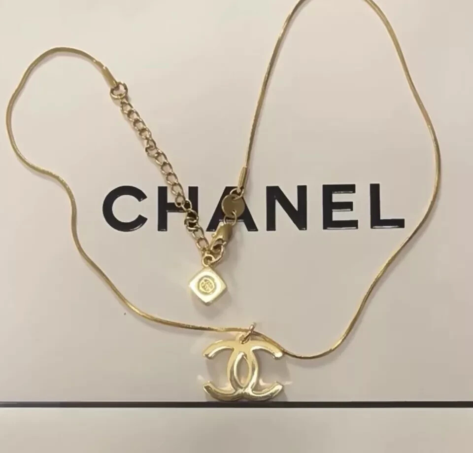 CHANEL No. 5 Logo Gold Novelty Charm Pendant VIP Gift 2023