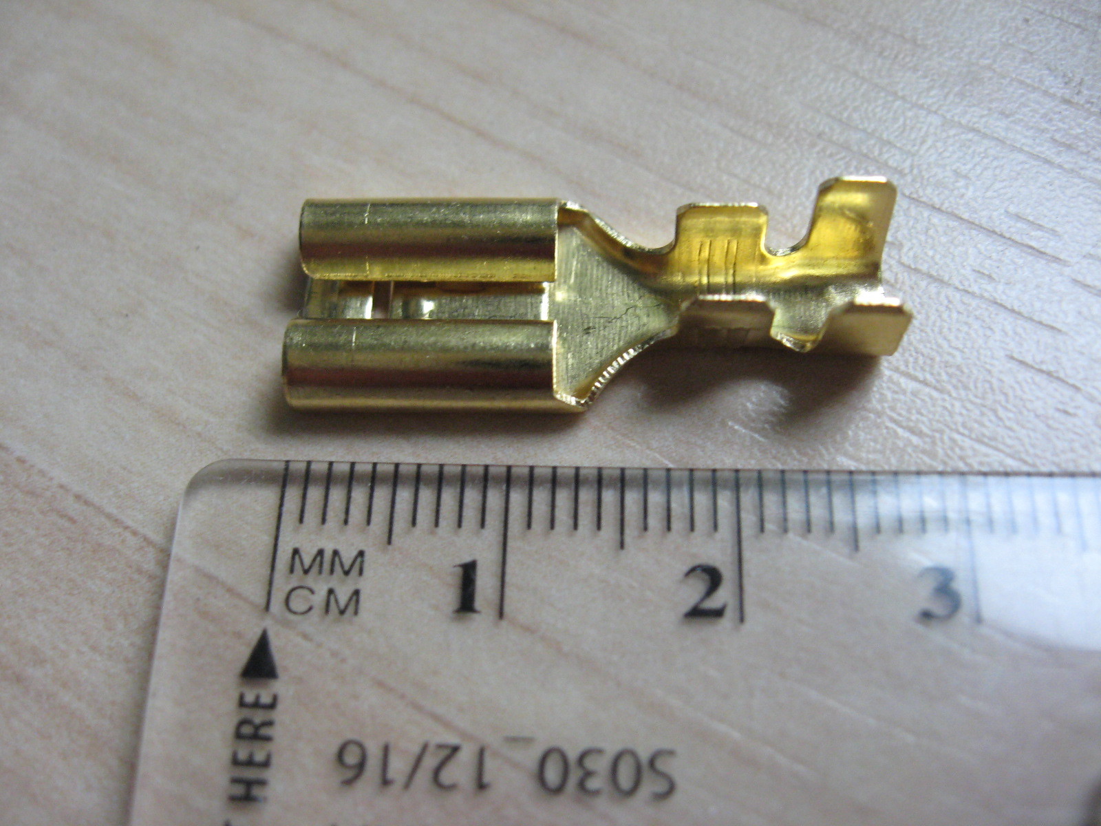 Lot (5) Crimp Terminal Connector Brass 9.5mm 3/8" Female 10-6AWG #E83AD