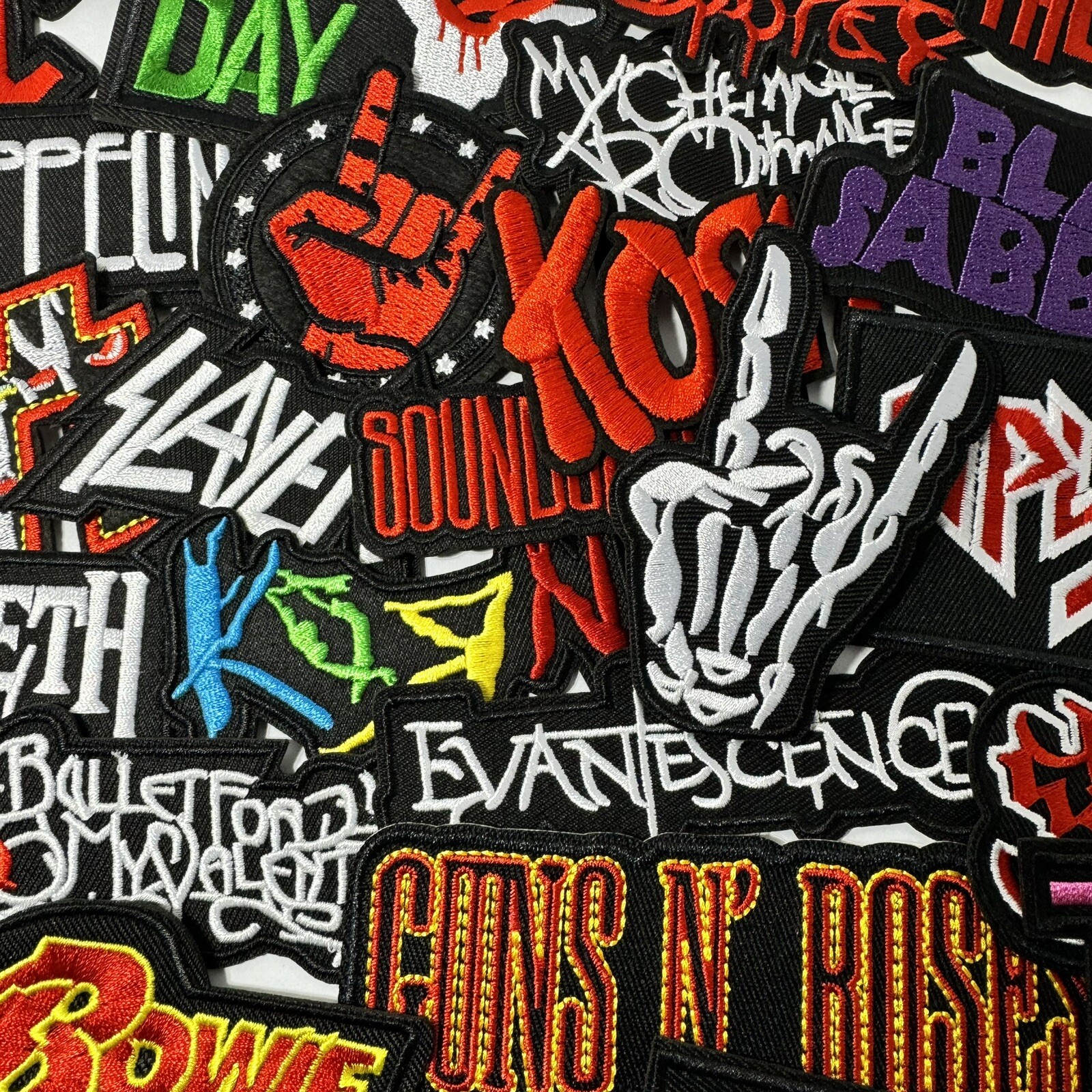 Lot of 20 Heavy Metal Punk Music Rock Band Patches Wholesale Iron-on Appliques