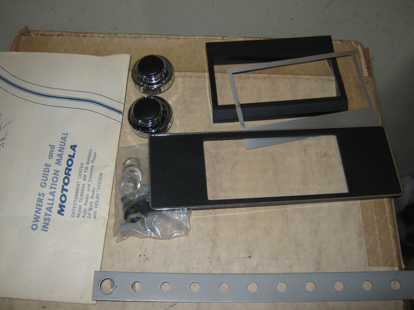 Motorola Car Stereo am fm Cassette TC894AX AM FM vintage old school with box