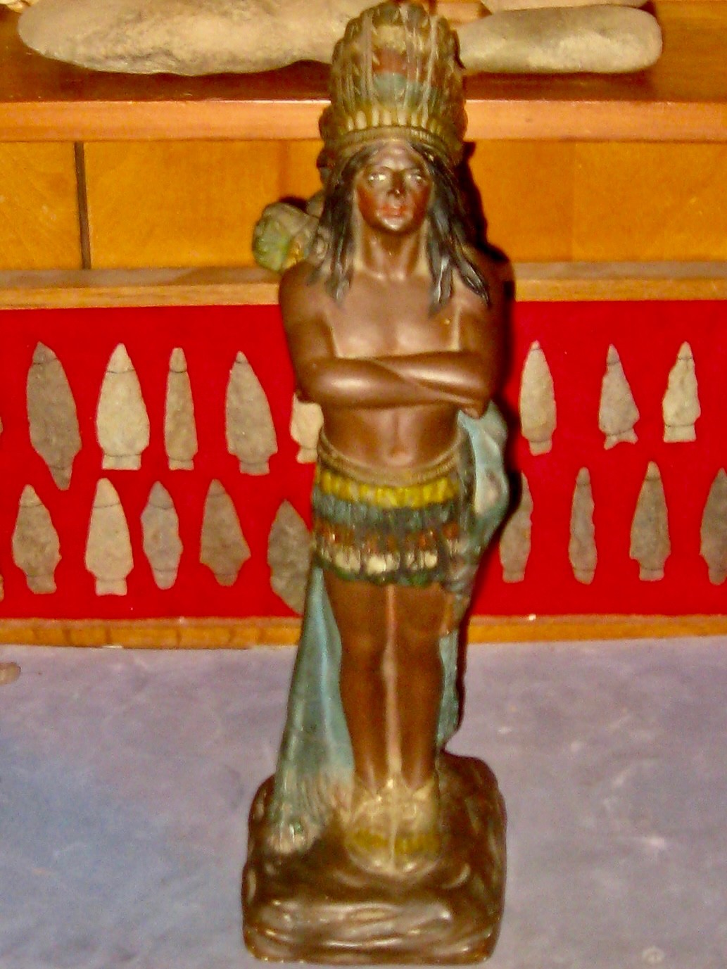 ANTIQUE INDIAN CHIEF CHALK WARE CIGAR STORE TYPE NATIVE AMERICAN REAL NICE