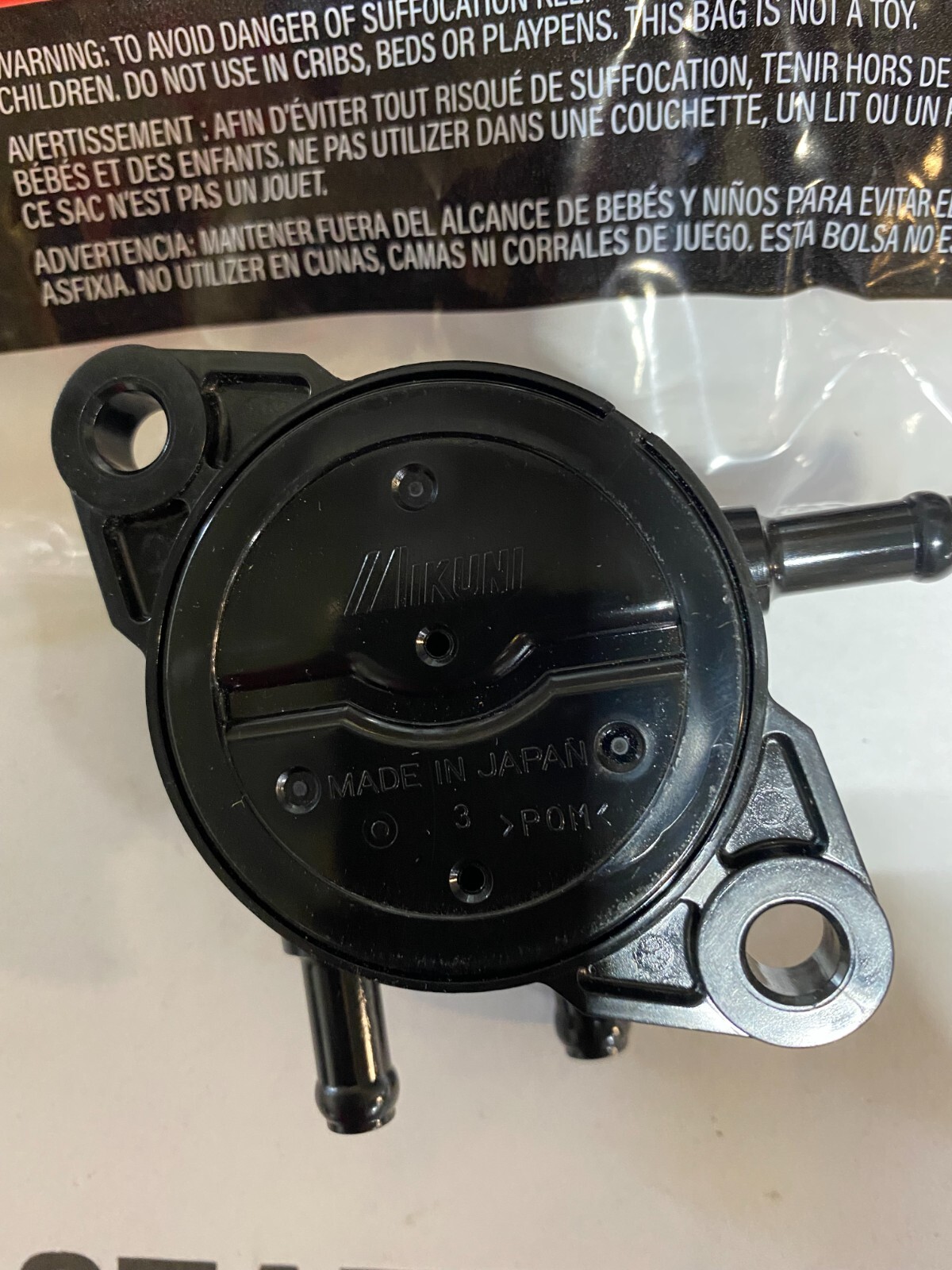 NEW GENUINE OEM BRIGGS & STRATTON FUEL PUMP PART # 597338 WAS 808656