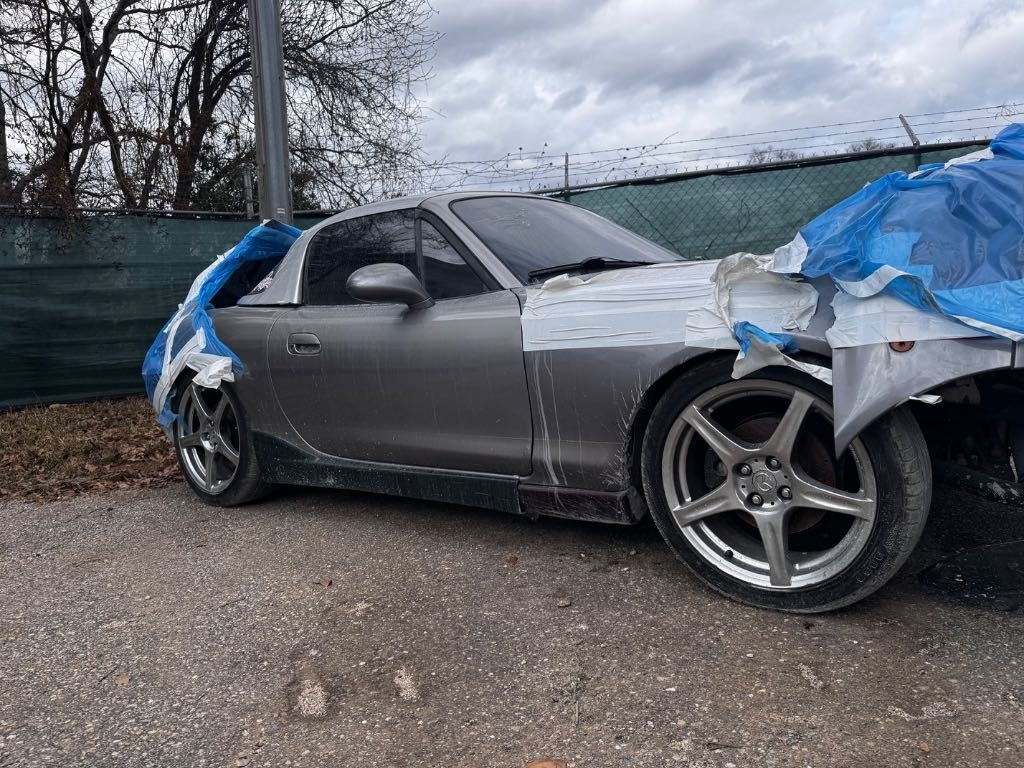 2004 Mazda Miata OEM Immobilizer Module LC62-67-5G2C