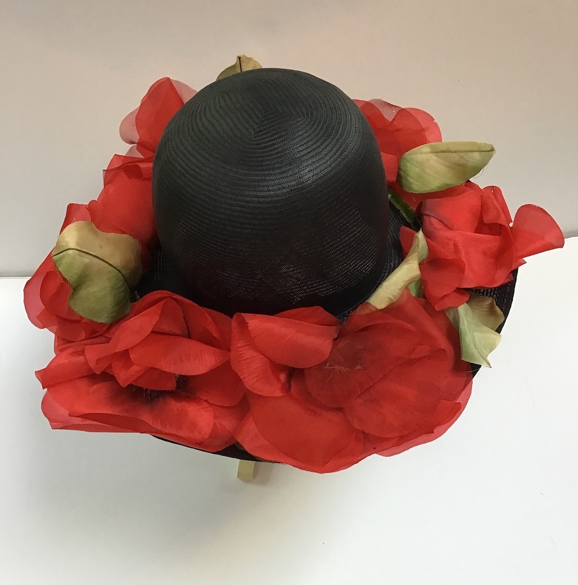Vintage Women’s Hat Red Poppies Labeled Ranleigh Union USA Made Kentucky Derby