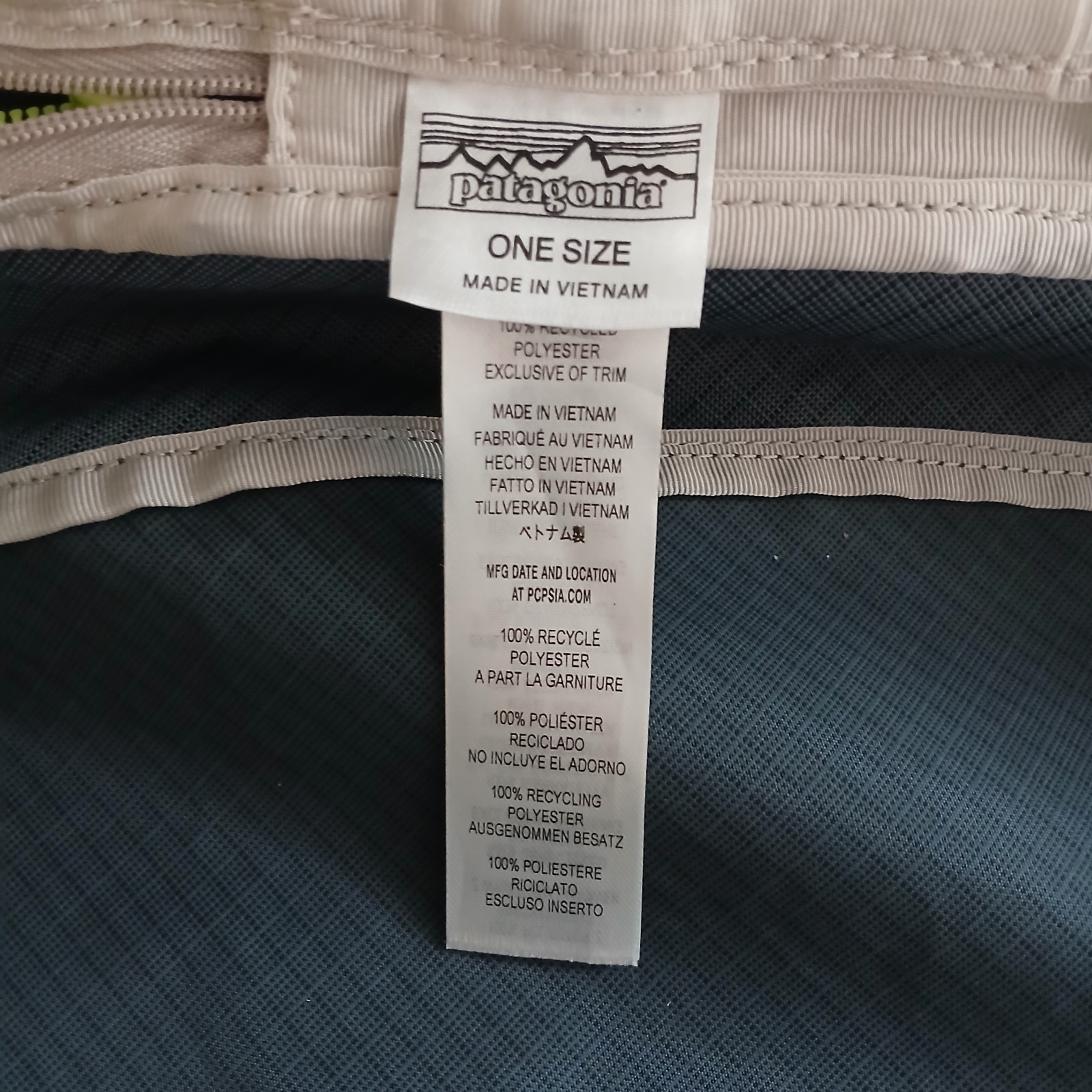 Patagonia Black Hole Packing Cube Travel Organizer Bag Navy Green