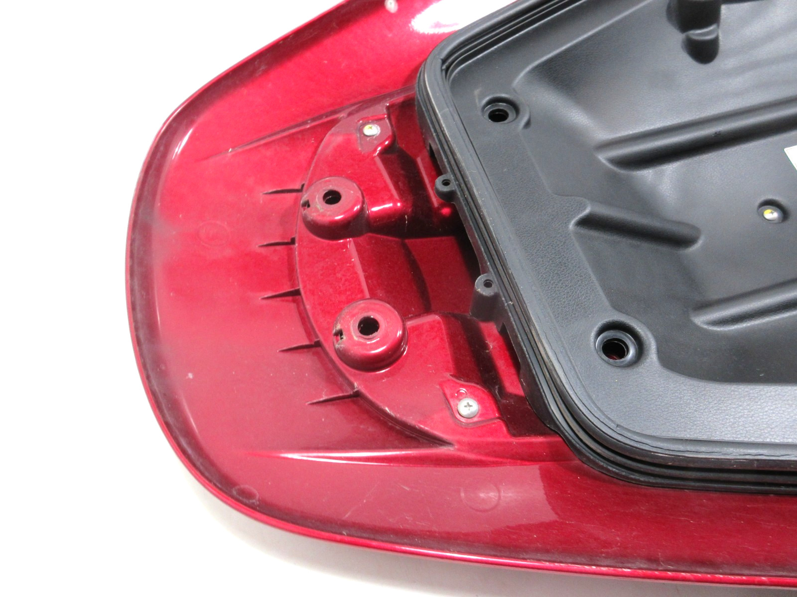 OEM HONDA 2005 F-12X TURBO AQUATRAX GPS BURGUNDY RED FRONT HOOD ASSEMBLY & LATCH