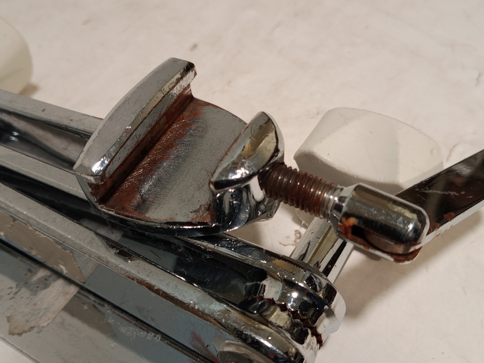 OSI finger trap traction set w/ table rail clamps, plates, 4 traps lot