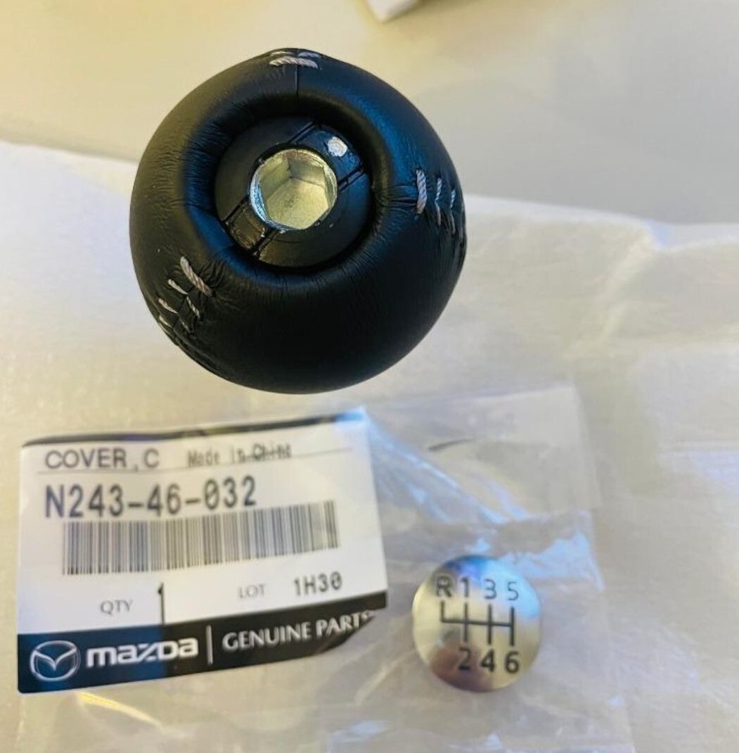 Mazda Genuine MIATA MX-5 ND 6-Speed Manual Gear Shift Knob NF6W-46-030 w/cover