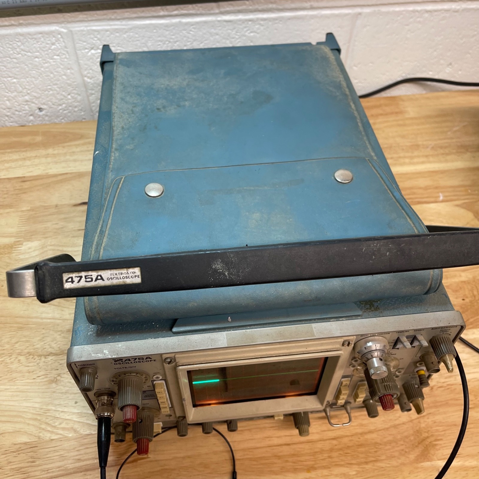Tektronix 475A Oscilloscope