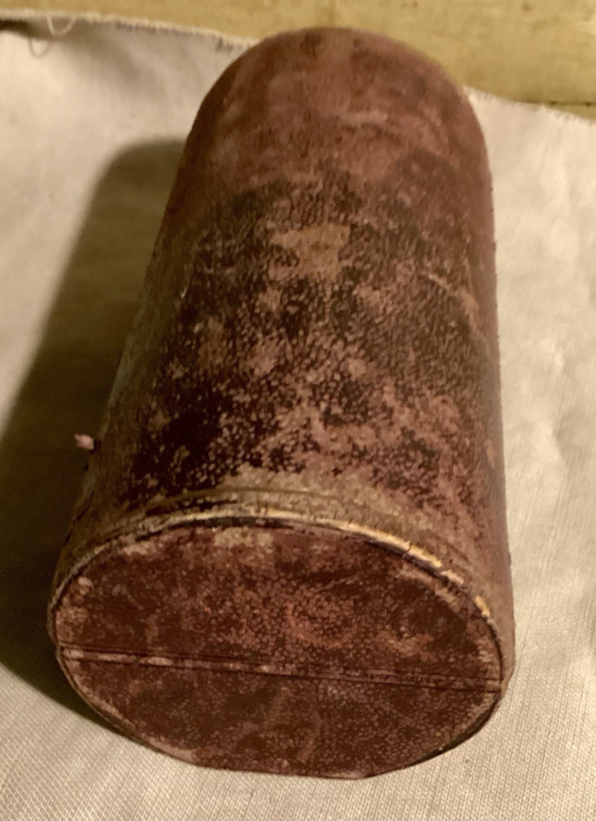 Set Of 5 Silverplate NAPKIN RINGS In Leather CYLINDER Box 1 Missing