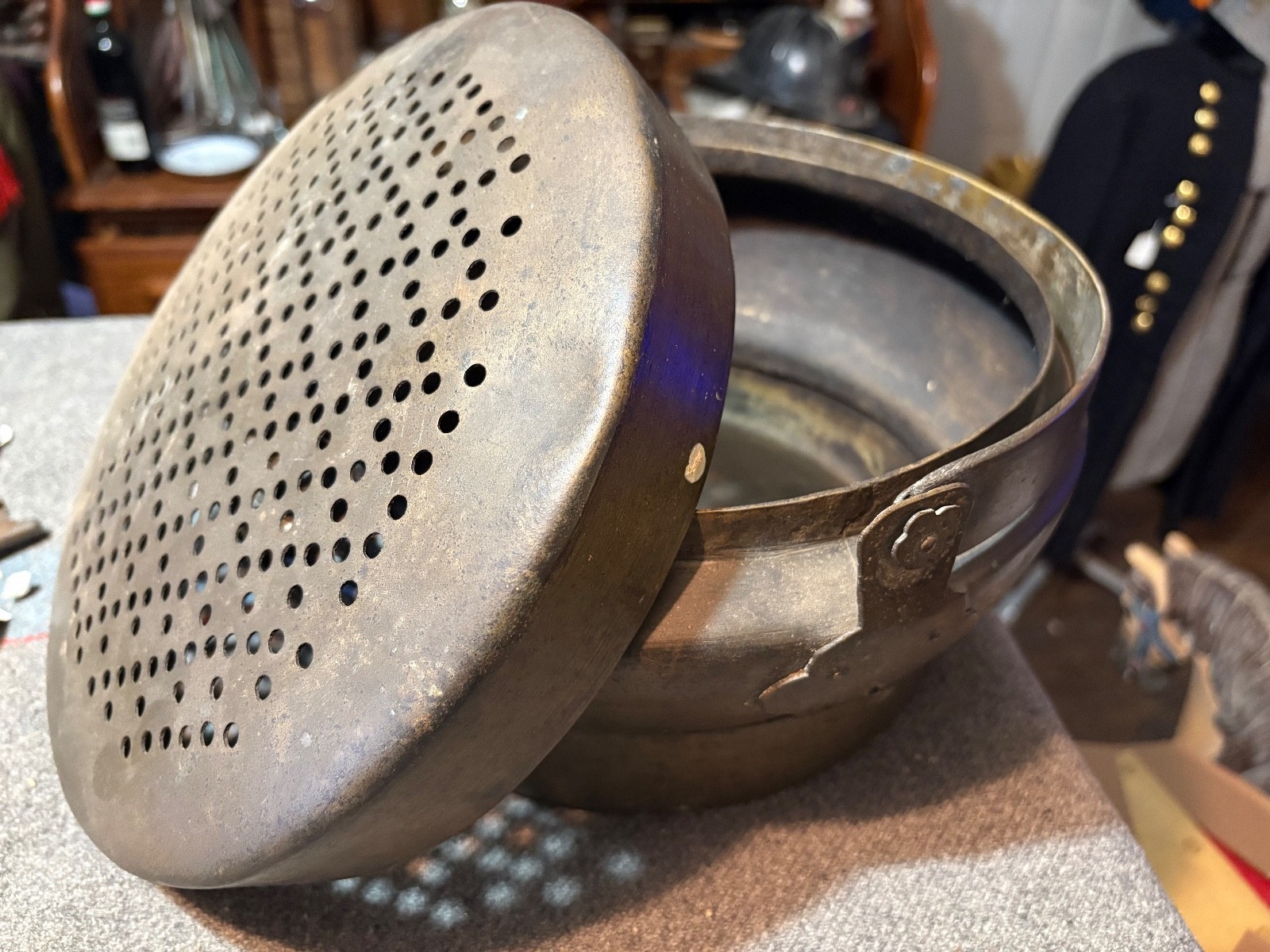 Antique Chinese bronze Hand Warmer w. lid & Handle 11" x 6"