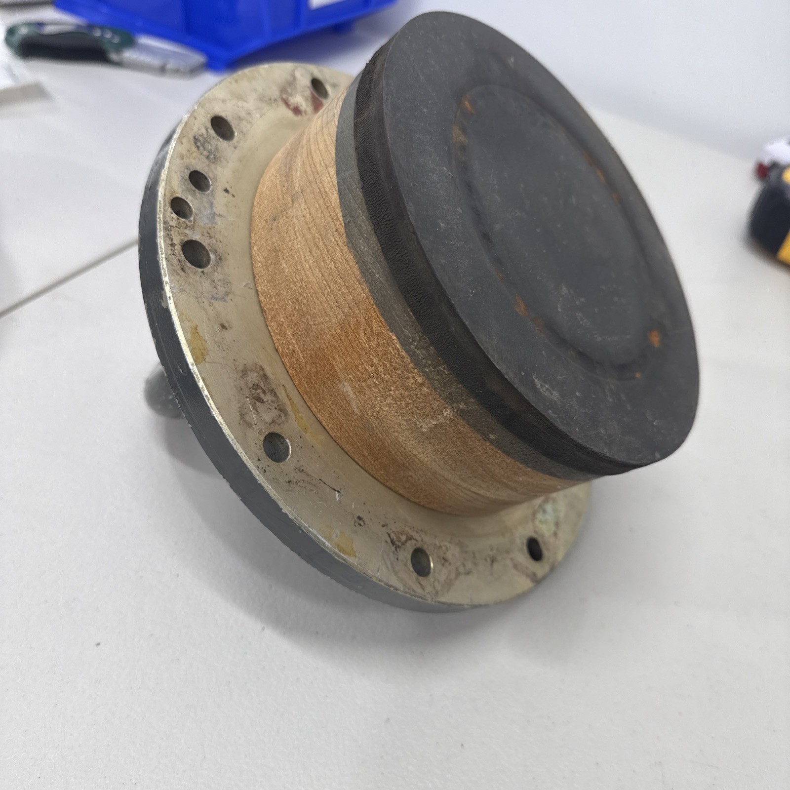 Bell Helicopter Transmission Cap 204-040-929-29 Used Condition w/ FAST SHIPPING