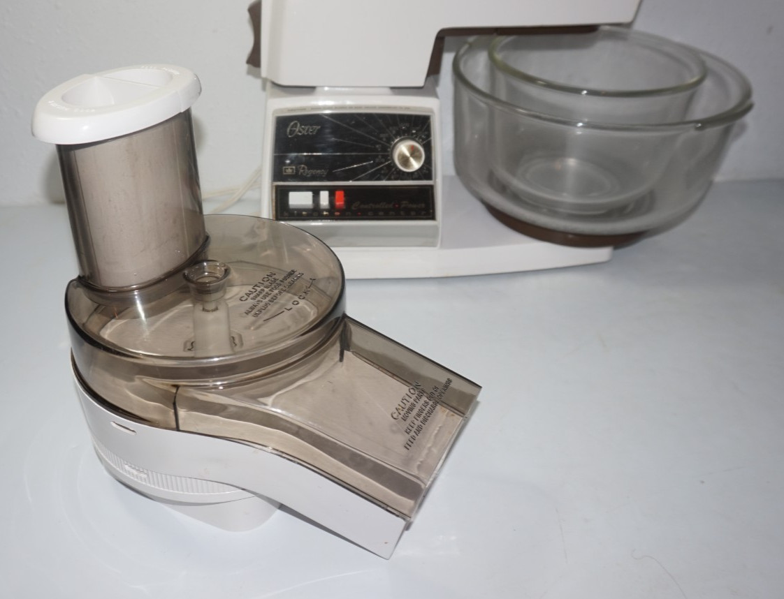 VTG Oster Regency Kitchen Center Mixer Blender Food Processor 12 Speeds White
