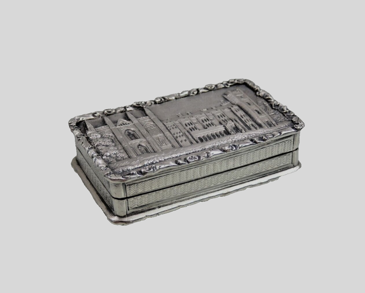 RARE 1810 ENGLISH GEORGIAN STERLING SILVER CASTLE TOP VINAIGRETTE ARCHITECTURAL